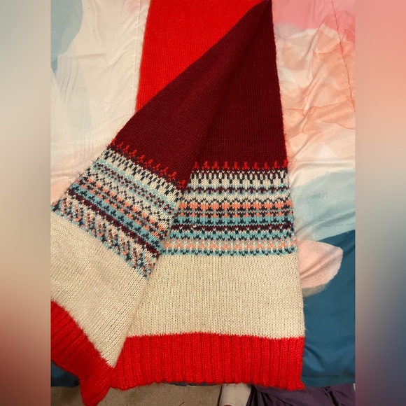 Gap Red and Blue Fair Isle Wool Scarf and Hat Set - Size One Size - Picture 3 of 6